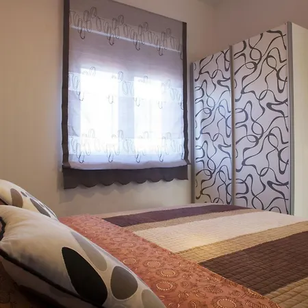 By The Sea - 19419 Apartment